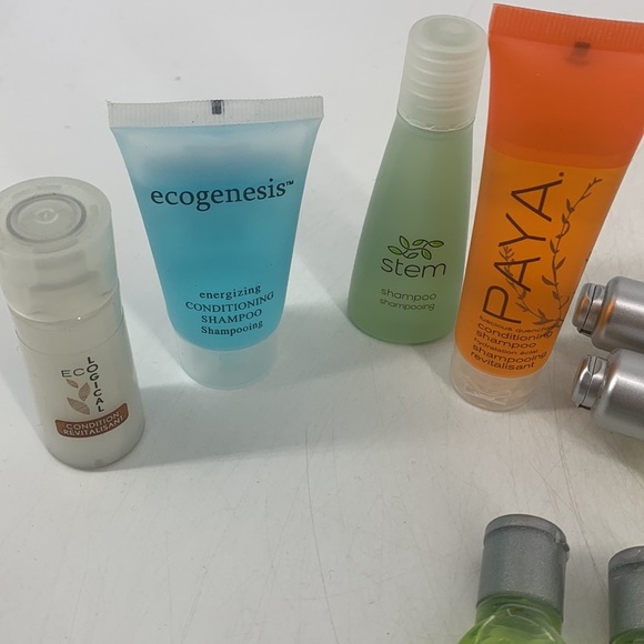 Crabtree & Evelyn huge bundle of sample travel size toiletries 19 pieces - Picture 4 of 6